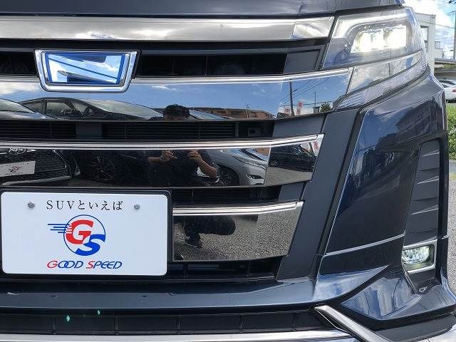 Toyota NOAH HYBRID 2018-11 22511-17