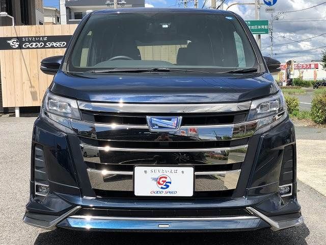 Toyota NOAH HYBRID 2018-11 22511-11