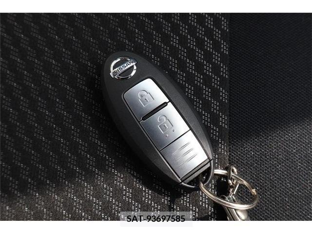 Nissan NOTE 2019-03 241058-18