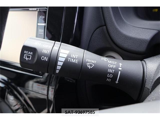 Nissan NOTE 2019-03 241058-11