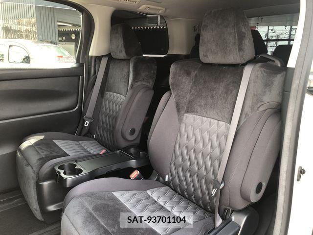 Toyota ALPHARD 2019-04 234852-13