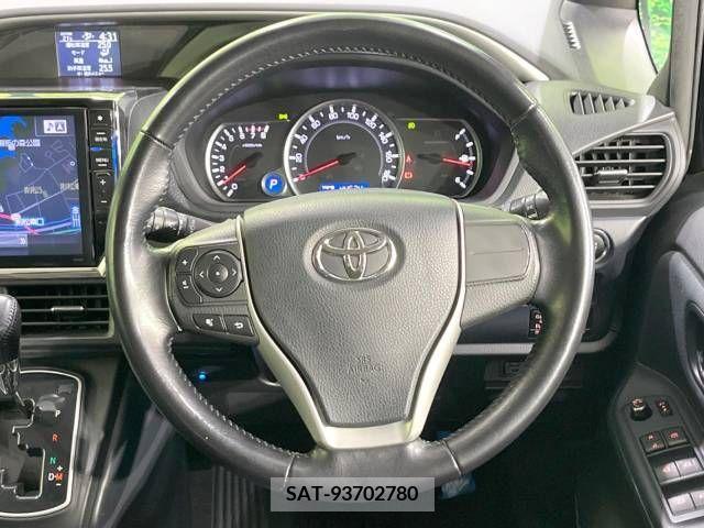 Toyota VOXY 2015-03 245340-12