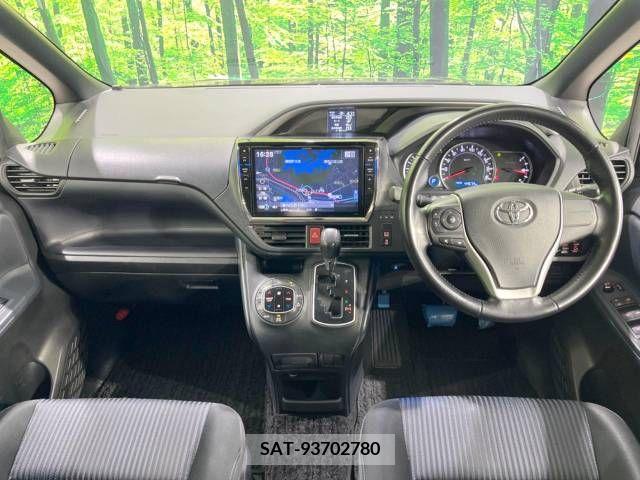 Toyota VOXY 2015-03 245340-1