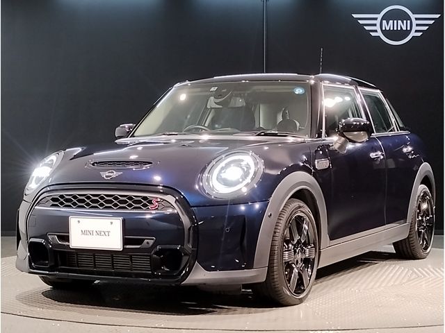 Bmw MINI 2021-06 20933-0