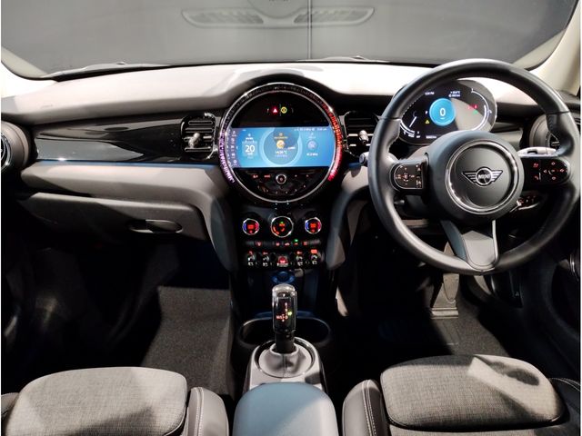 Bmw MINI 2021-06 20933-12