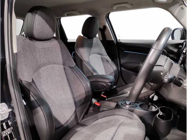Bmw MINI 2021-06 20933-9