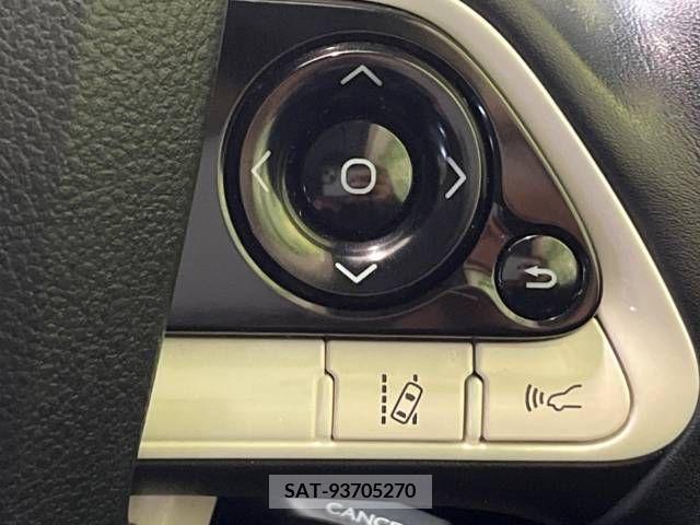 Toyota PRIUS 2018-09 217772-5