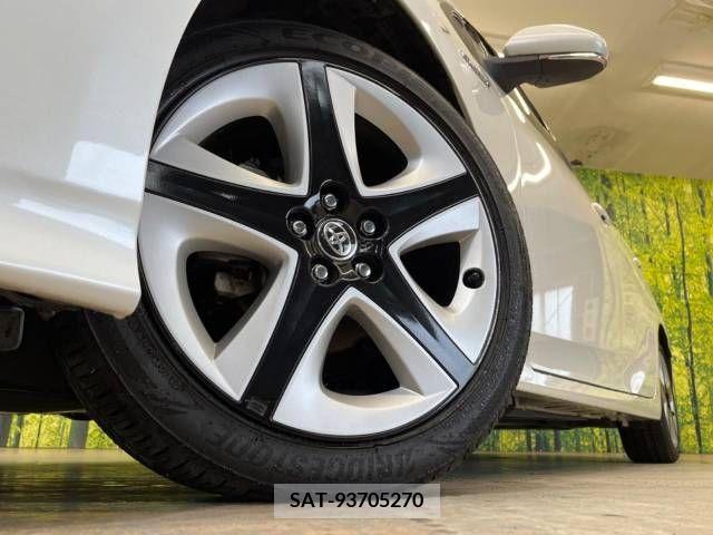 Toyota PRIUS 2018-09 217772-14
