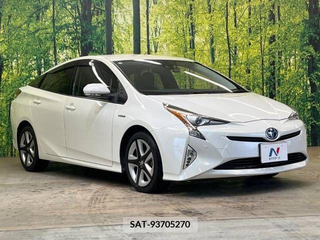 Toyota PRIUS 2018-09 217772-17