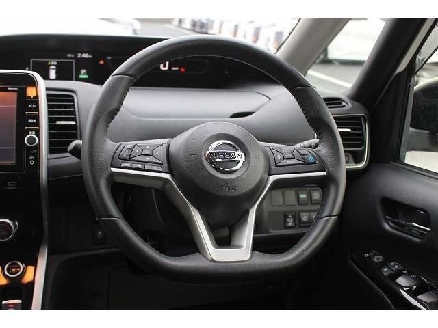 Nissan SERENA 2016-09 183925-15