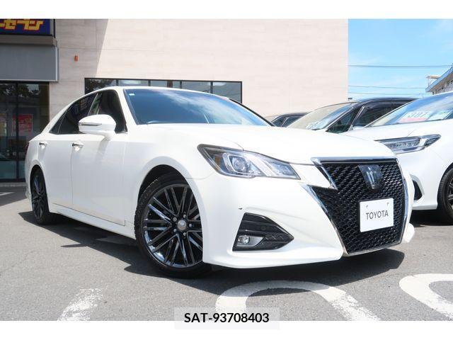 Toyota CROWN SEDAN 2016-11 379276-0