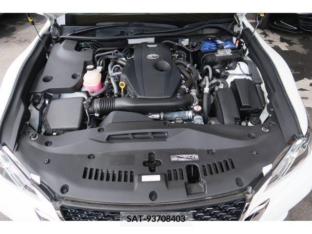 Toyota CROWN SEDAN 2016-11 379276-21