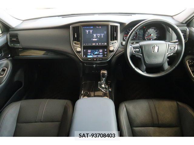 Toyota CROWN SEDAN 2016-11 379276-5
