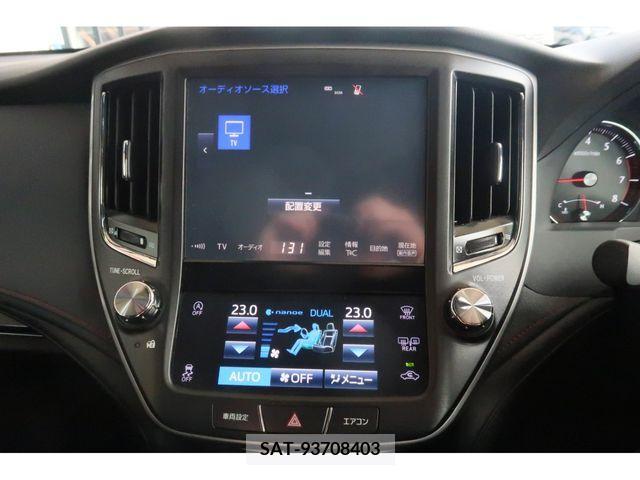 Toyota CROWN SEDAN 2016-11 379276-8