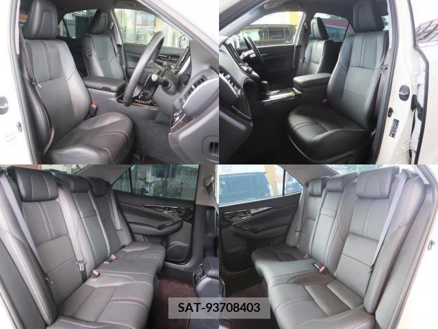 Toyota CROWN SEDAN 2016-11 379276-2