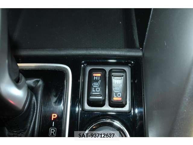 Mitsubishi ECLIPSE CROSS 2020-06 303873-11