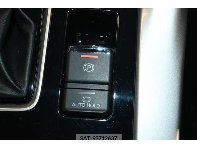 Mitsubishi ECLIPSE CROSS 2020-06 303873-10