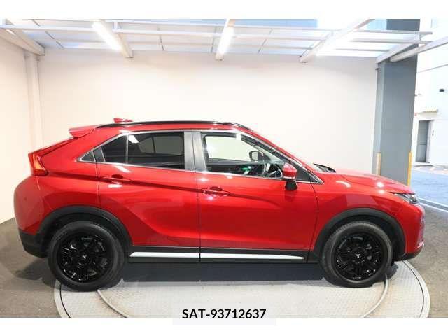 Mitsubishi ECLIPSE CROSS 2020-06 303873-1