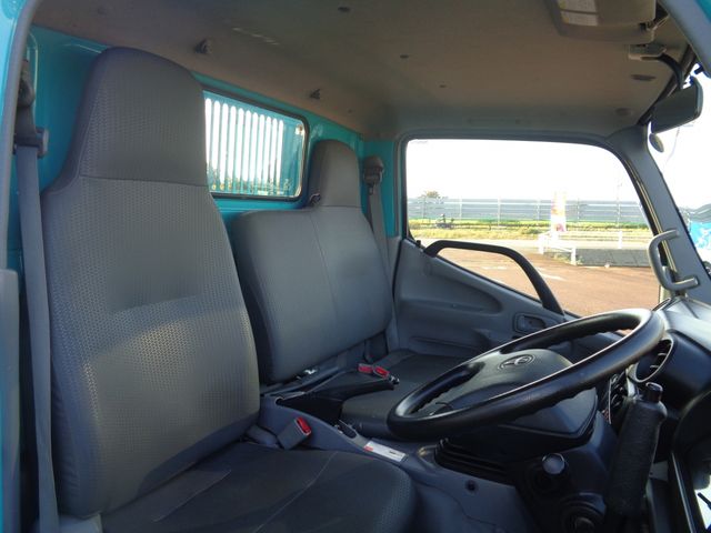 Toyota DYNA TRUCK 2014-01 13643-7