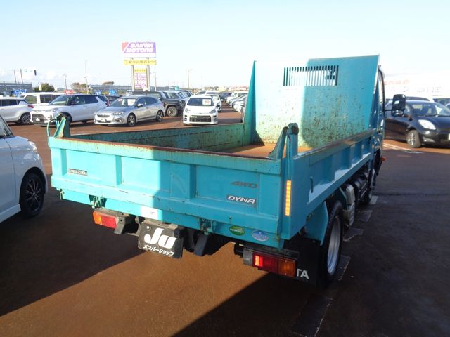 Toyota DYNA TRUCK 2014-01 13643-2