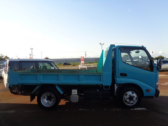 Toyota DYNA TRUCK 2014-01 13643-4