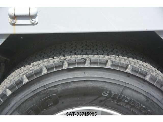 Isuzu FORWARD 2018-07 235763-5