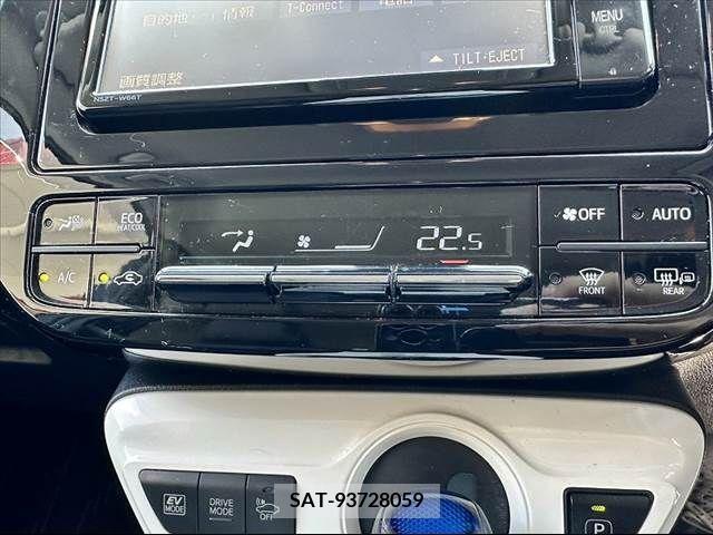 Toyota PRIUS 2017-07 282005-4