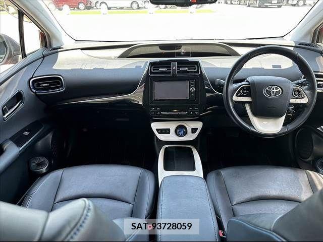 Toyota PRIUS 2017-07 282005-1