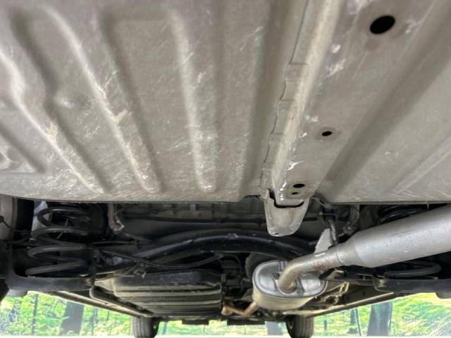 Toyota NOAH HYBRID 2015-11 185715-19