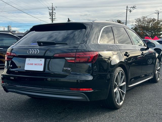 Audi A4 2018-11 183634-1