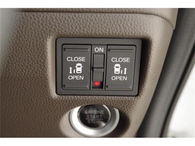 Honda N BOX 2023-06 192426-2