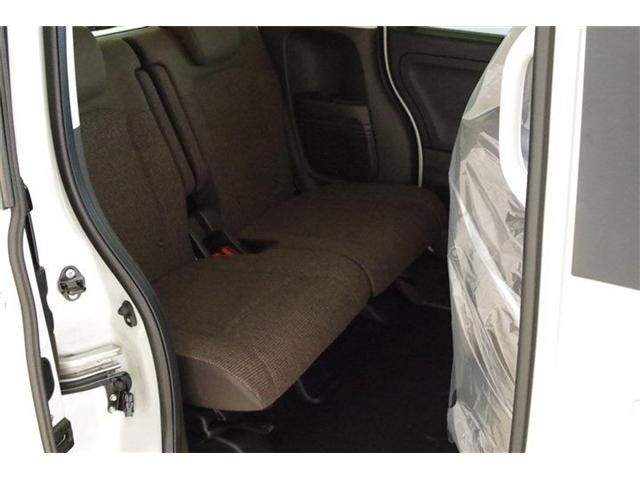 Honda N BOX 2023-06 192426-15