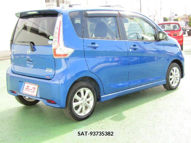 Nissan DAYZ 2018-04 207875-2