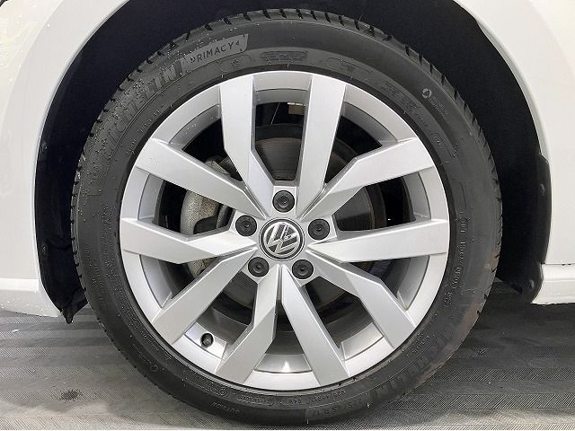 VolksWagen GOLF 2017-09 8056-5