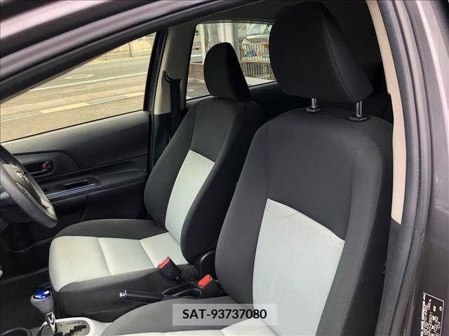 Toyota AQUA 2014-12 261675-3