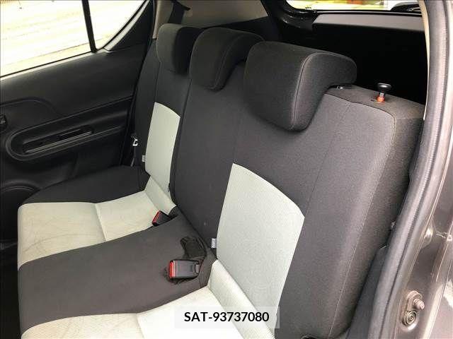 Toyota AQUA 2014-12 261675-4