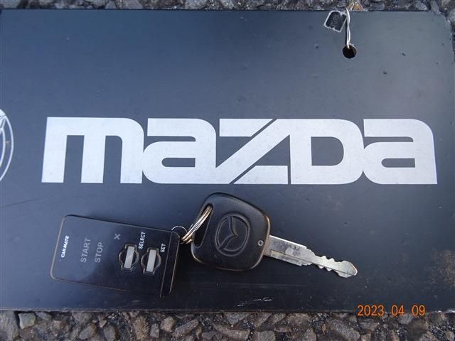 Mazda CAROL 2016-01 2588-19