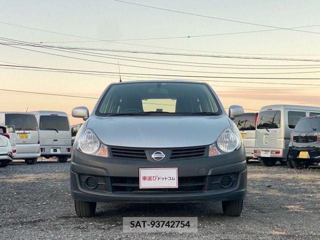 Nissan AD VAN 2016-01 205557-1