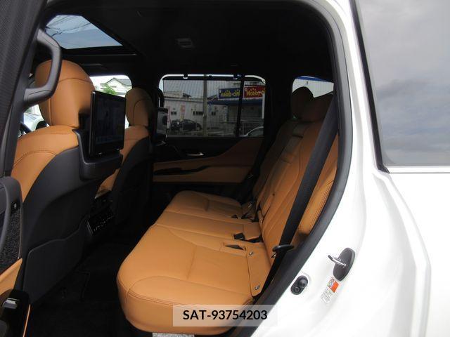 Lexus LX 2023-04 388378-17