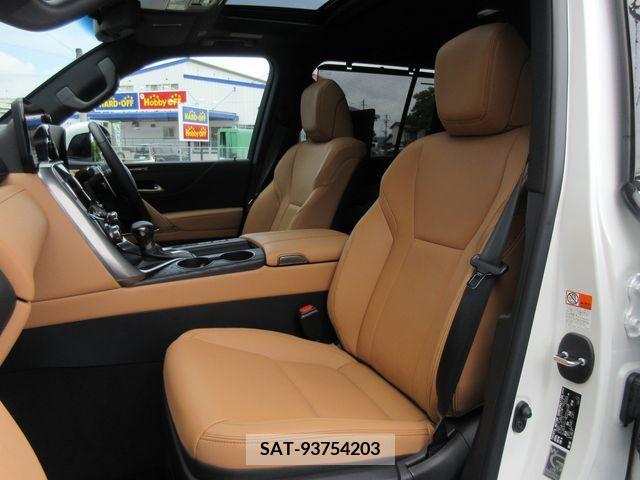 Lexus LX 2023-04 388378-15