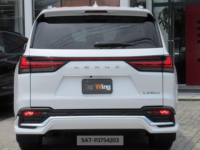 Lexus LX 2023-04 388378-12