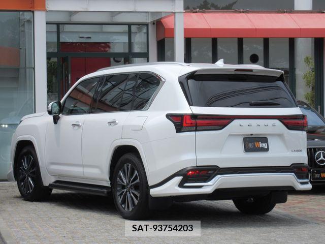 Lexus LX 2023-04 388378-11