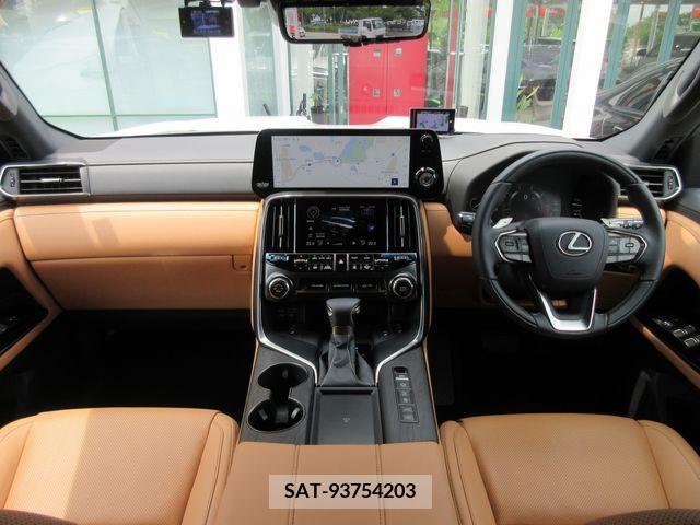 Lexus LX 2023-04 388378-1
