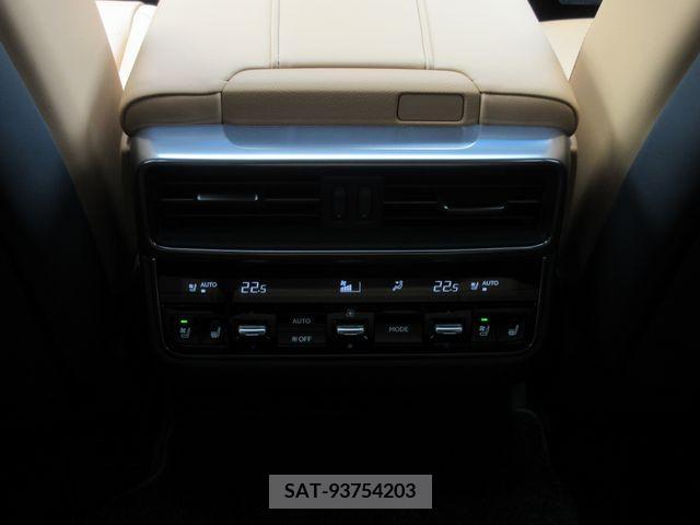 Lexus LX 2023-04 388378-20