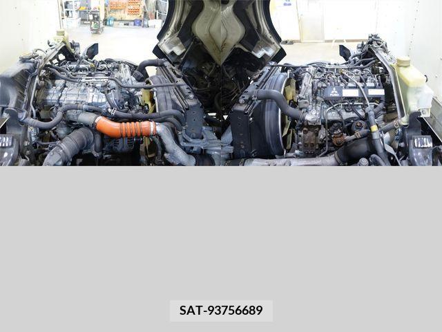 Mitsubishi CANTER 2012-07 372184-12