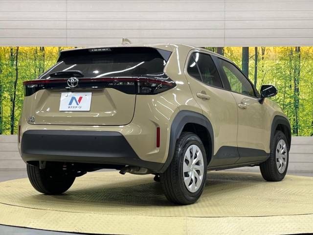 Toyota YARIS CROSS 2023-03 193370-17