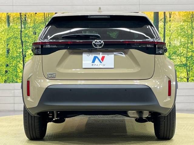 Toyota YARIS CROSS 2023-03 193370-15
