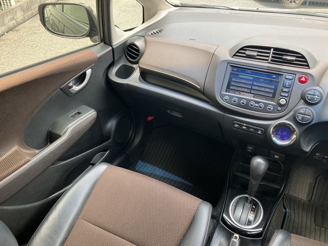 Honda FIT SHUTTLE HYBRID 2012-02 4067-8