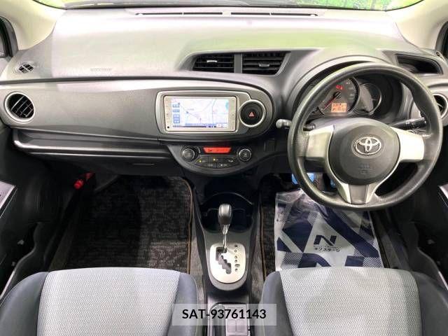 Toyota VITZ 2012-07 347538-1