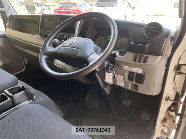 Mitsubishi CANTER 2017-09 345862-19